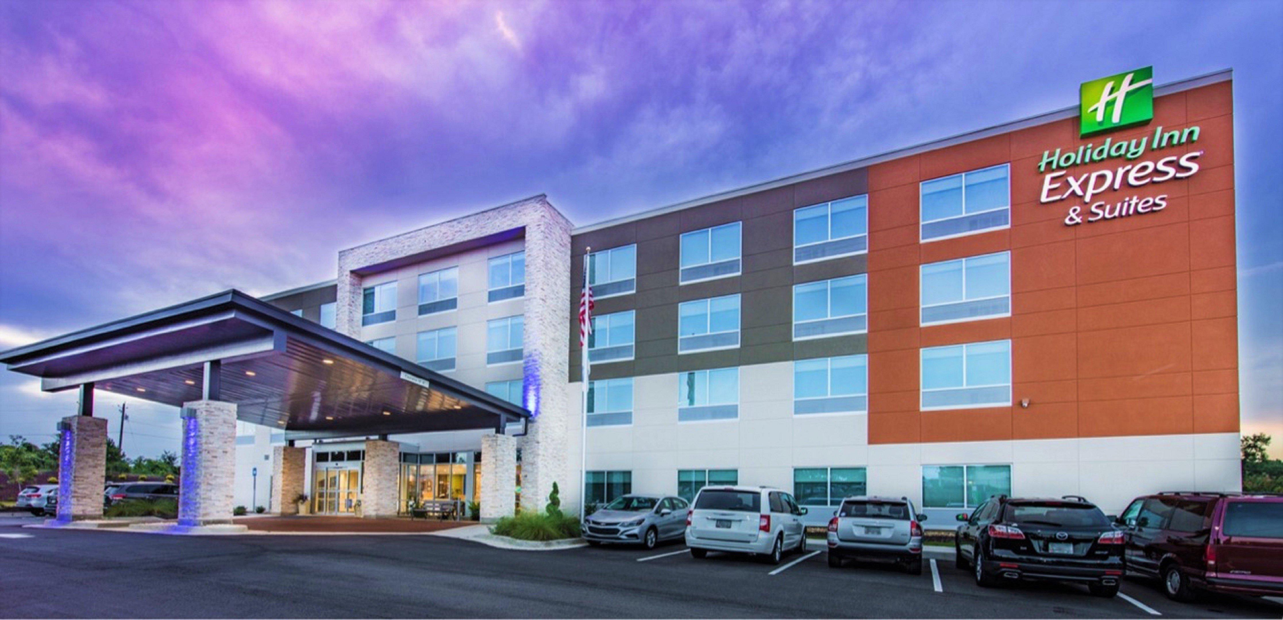 Holiday Inn Express & Suites - Milledgeville, An Ihg Hotel Exterior foto
