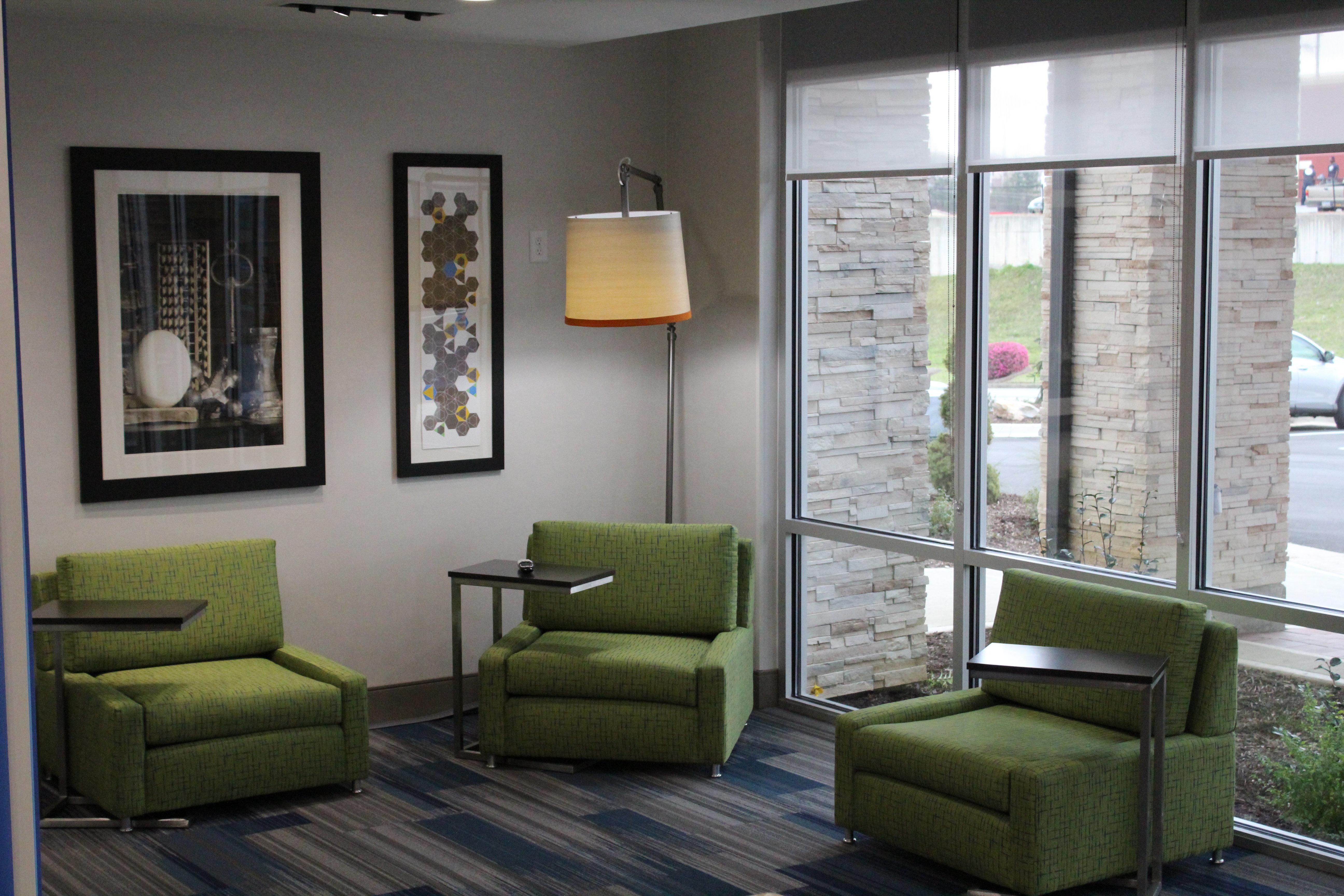 Holiday Inn Express & Suites - Milledgeville, An Ihg Hotel Exterior foto