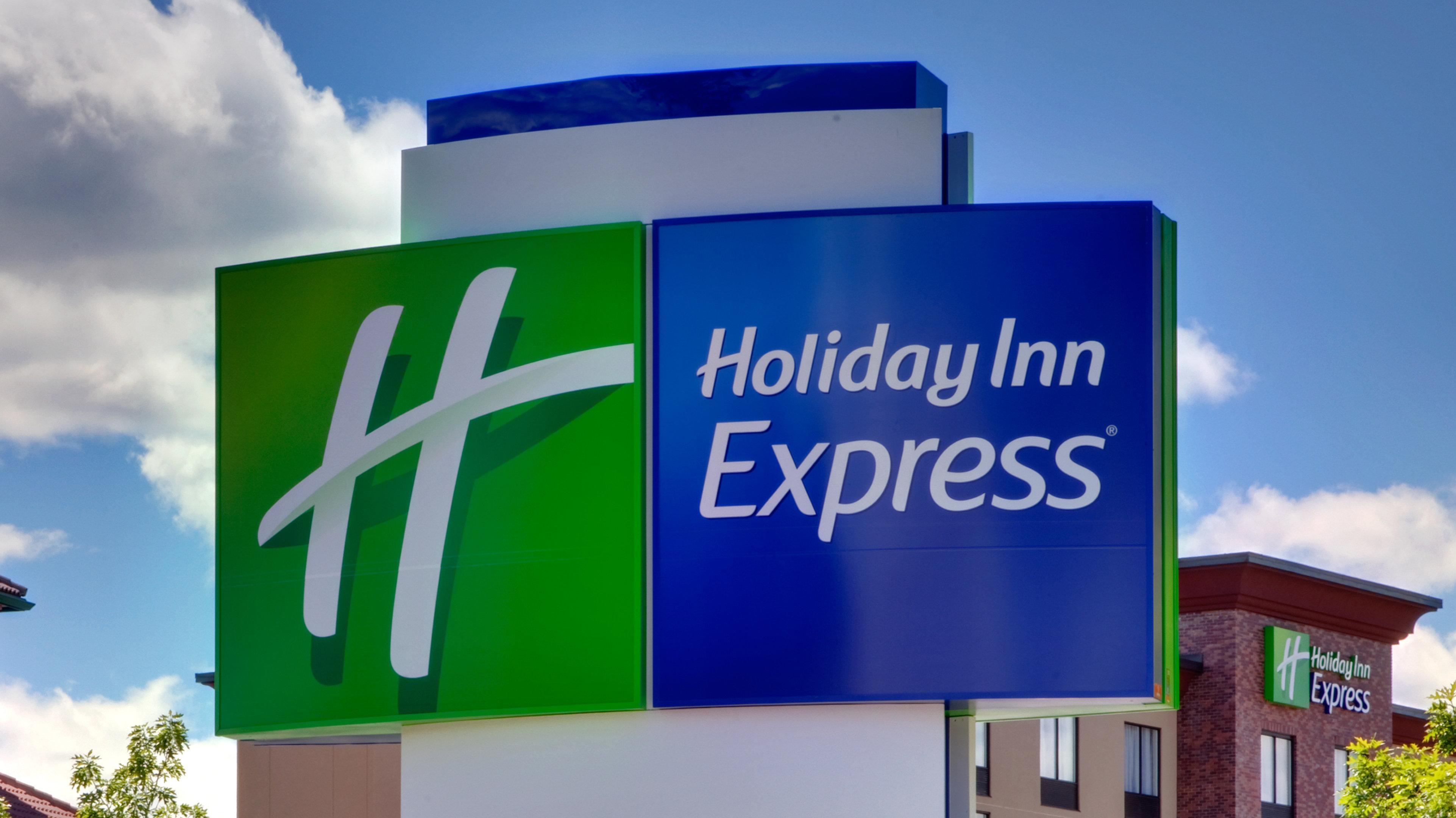 Holiday Inn Express & Suites - Milledgeville, An Ihg Hotel Exterior foto